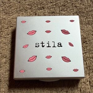 Stila Pocket Palette Lip Gloss Compact